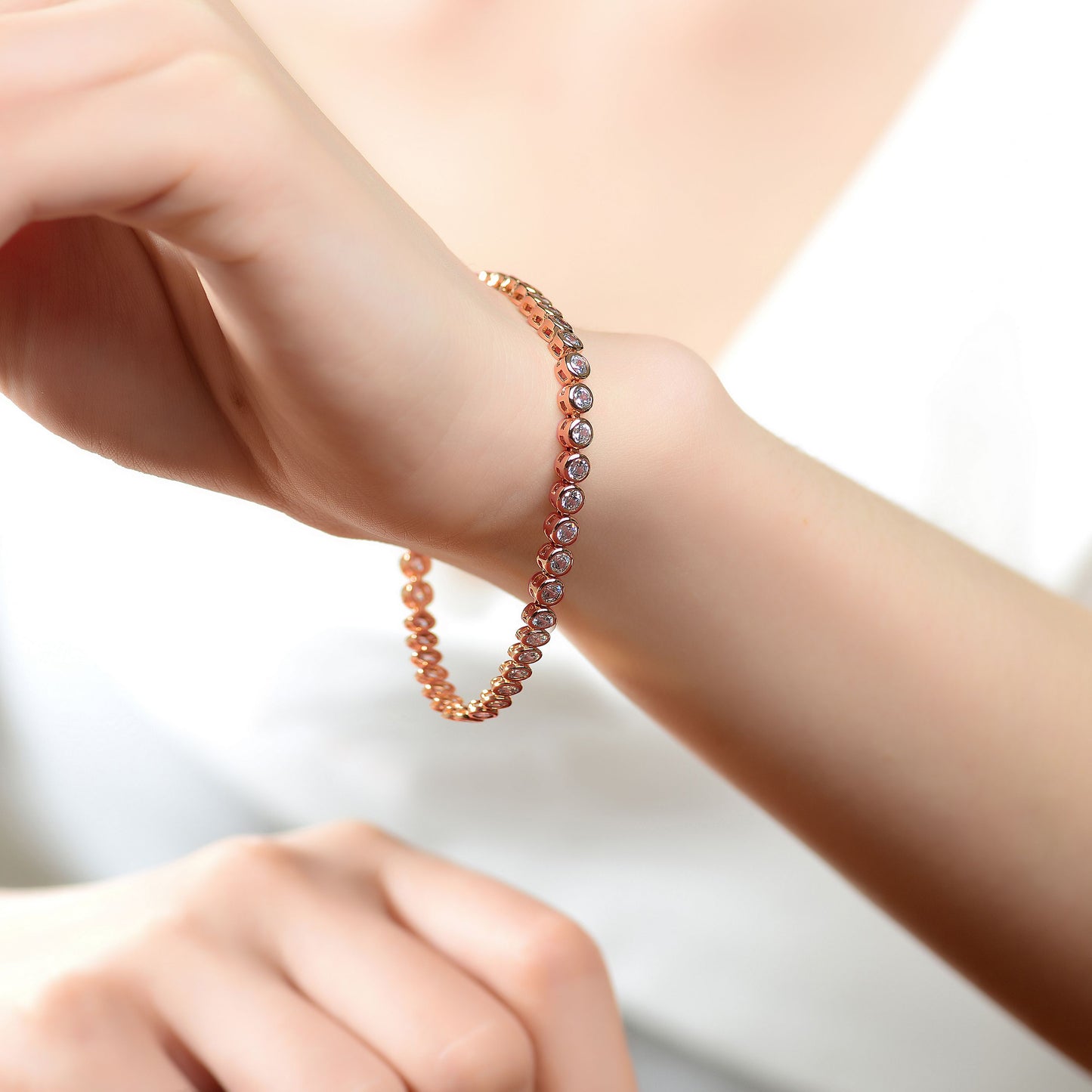 Tennis Bracelet - Round Bezel-Set - Cubic Zirconia - 18K Rose Gold